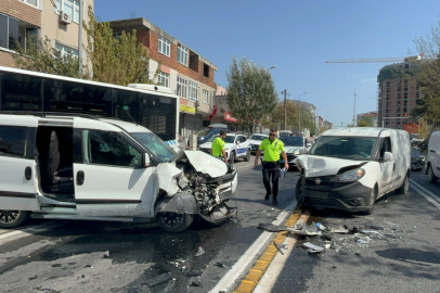 Tekirdağ'da 3 Kişinin Yaralandığı Ağlatan Kaza