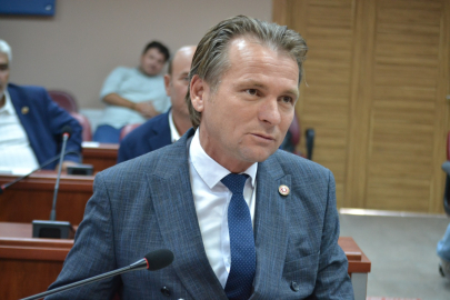 Üstün: “Türkiye’de Ayçiçeği Yağı Sudan Ucuzdur”