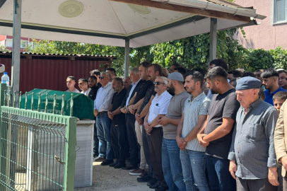 Fabrikada Zehirlenerek Hayatını Kaybeden İşçi Toprağa Verildi