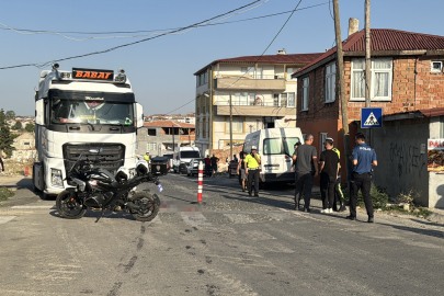 Kırklareli'nde Tırın Çarptığı Kadın Ağır Yaralandı