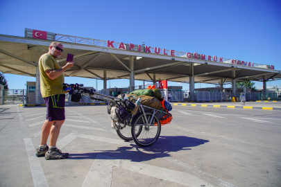Kıtaları Yürüyerek Aşan İngiliz Gezgin, Türk Misafirperverliğine Hayran Kaldı