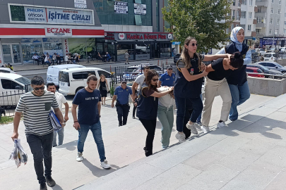 Tekirdağ'da Bir Evden Altın ve Para Çaldığı İddia Edilen 2 Şüpheli Tutuklandı