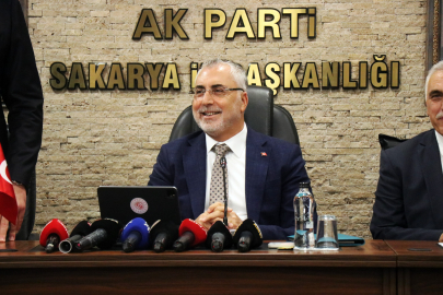 Bakan Işıkhan: "İşsizlik oranı 0,4 puan düşerek yüzde 8 seviyesinde gerçekleşti"