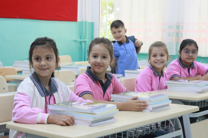 Kırklareli’nde Ders Zili Çaldı Öğrenciler Okula Koştu