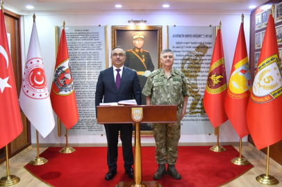 Vali Soytürk’ten 5. Kolordu Komutanı Aksoytürk’e İade-i Ziyaret
