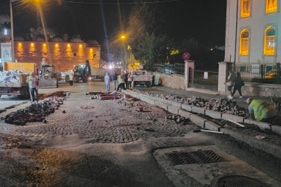 Edirne'de Trafiğin Kilitlediği Caddeye Düzenleme