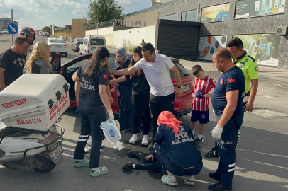 Kazazede Yaralı Çocuğun "Acımayacak Değil Mi? Korkuyorum Ben" Demesi Ekipleri Duygulandırdı