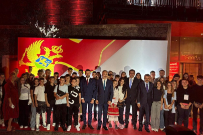 Vali Sezer, Karadağ Devlet Günü Resepsiyonuna Katıldı