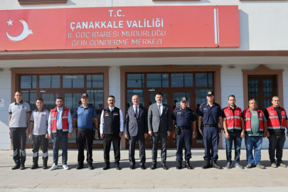 Vali Toraman, Düzensiz Göçmen Ön Kabul ve Sevk Merkezinde İncelemelerde Bulundu