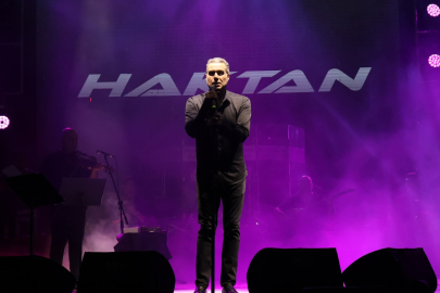 Şarkıcı Haktan, İpsala Çeltik Festivali ve Tarım Fuarı'nda Sahne Aldı