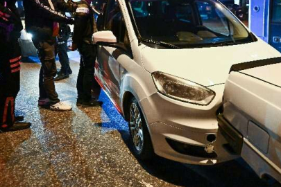 Edirne'de Otomobiliyle Park Halindeki 3 Araca Çarpan Alkollü Sürücü Yaralandı