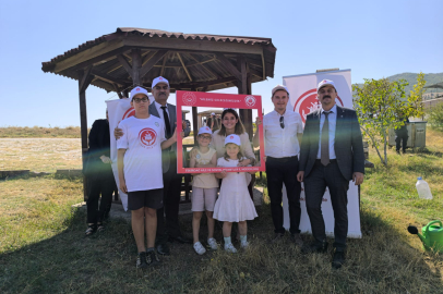 Tekirdağ’da "2025 Aile Yılı" Kapsamında Hatıra Bahçesi Oluşturuldu
