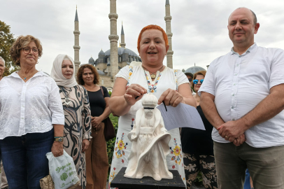 Selimiye'deki Değişikliğe Mimar Sinan Heykelli Tepki