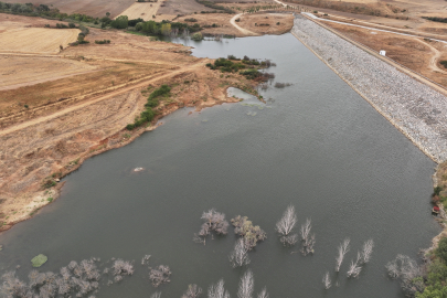Edirne'deki Lalapaşa ve Büyüköğünlü Göletlerinin Su Seviyesi Kuraklık Nedeniyle Azaldı