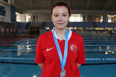 Dünya Üçüncüsü Özel Sporcu Zeynep Duru, Yeni Başarılar İçin Çalışıyor