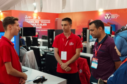 İlhami Ertem Anadolu Lisesi Öğrencilerinden TEKNOFEST’te Büyük Başarı