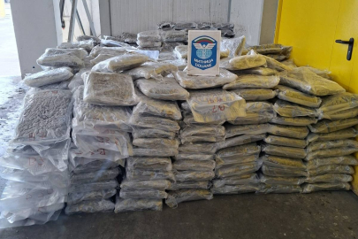 Sınır Kapısında 739 Kilo Esrar Ele Geçirildi