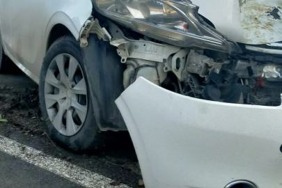 Ters Yönden Gelen Araç Kazaya Neden Oldu