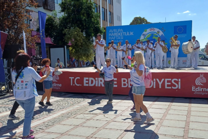 Edirne Belediyesi Bandosu Çaldı, Bisikletliler Oynadı