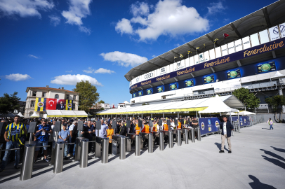 Fenerbahçe Kulübü Seçimli Olağanüstü Genel Kurulunda Oy Verme İşlemi Başladı