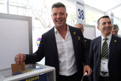 Sadettin Saran Oyunu Kullandı