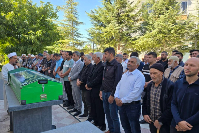 3 Padişah, 12 Cumhurbaşkanı Gören 127 Yaşındaki Amasyalı 'Ayşe Nine' Vefat Etti