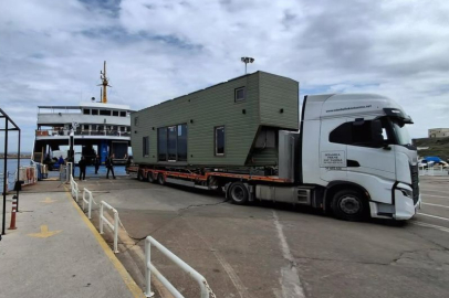 Bozcaada'da Kaçak Yapılan 'Tiny House'lar Yıkılıyor