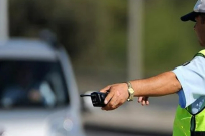 Çanakkale'de Trafikte Bir Kişiyle Tartışan Sürücünün Ehliyetine El Konuldu