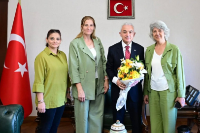 Vali Turan, Mahalle Muhtarlarını Kabul Etti