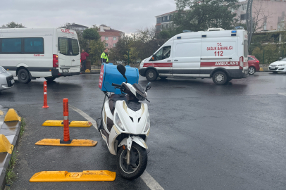 Islak Zeminde Kayan Motosikletten Düşen Sürücü Yaralandı