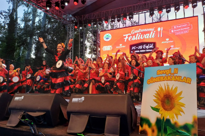 Edirne Dans ve Müzikle Coştu