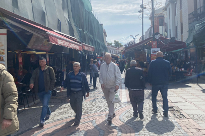 Edirneliler Pazartesi’yi Saraçlar’da Geçirdi