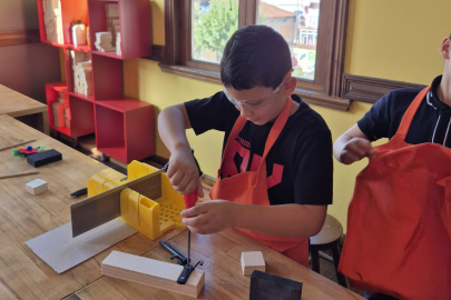 Edirne'de Öğrenciler Günlük Yaşam Becerilerini Atölye Çalışmalarıyla Geliştiriyor