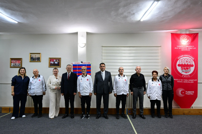 Kırklareli'nde Huzurevi Sakinleri İle Protokol Üyeleri Bocce Maçı Yaptı