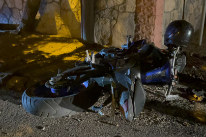 Tekirdağ'da Filmleri Aratmayan Kovalamaca Kazayla Bitti: 2 Yaralı