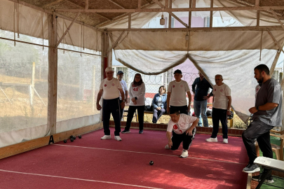 Huzurevinde Kalan Yaşlılar Bocce Müsabakasında Mücadele Etti