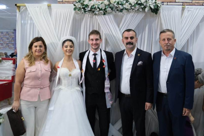 Başkan Martin Çalışma Arkadaşlarının Mutlu Gününde Yanlarında Oldu