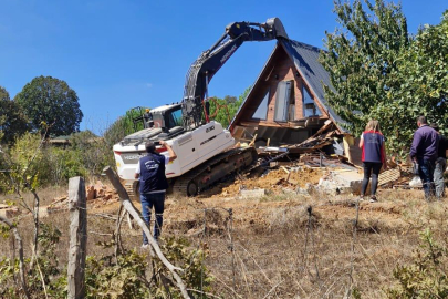 Çanakkale'de 16 Kaçak Yapı Yıkıldı