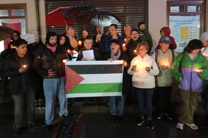 ‎Yağmur Engelleyemedi: Edirne'de Filistin İçin Mumlu Açıklama ‎