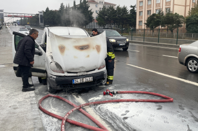 Seyir Halindeki Otomobil Alev Aldı