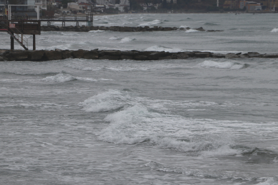 Tekirdağ'da Poyraz Deniz Ulaşımını Olumsuz Etkiliyor