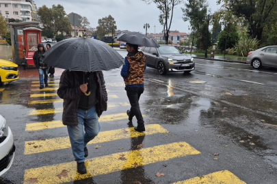Tekirdağ'da Sağanak Yağış Yüzleri Güldürdü