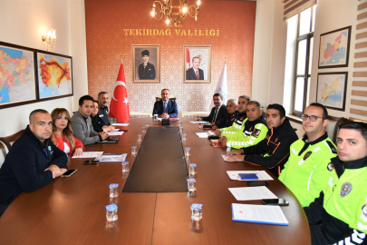 Tekirdağ'da Trafik Güvenliği Toplantısı: "Trafik İşaretleri Sadeleştirme Komisyonu" Kuruldu