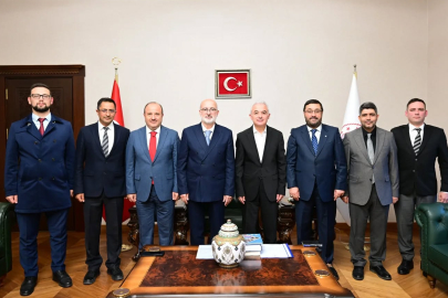 Vali Turan, Diyanet Akademi Başkanı Doç. Dr. Enver Osman Kaan ve Beraberindekileri Kabul Etti