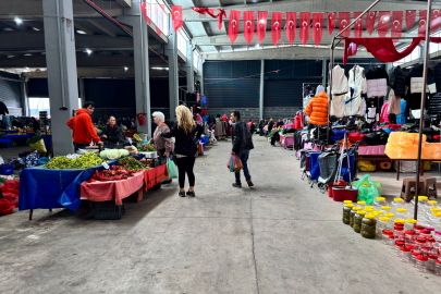 Edirne’deki Halk Pazarı Güne Durgun Başladı