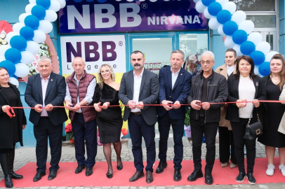 Uzunköprü’de Tekstil Fabrika Satış Mağazası Açıldı