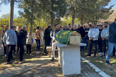 Alabora Olan Teknede Hayatını Kaybeden 2 Kişi Son Yolculuğuna Uğurlandı