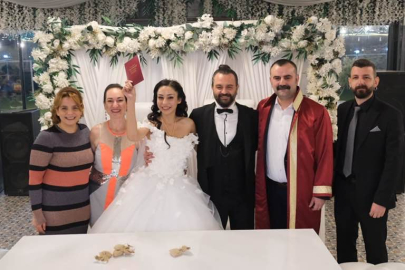 Başkan Ediz Martin, Can Deniz ve Gözde’nin Nikahını Kıydı