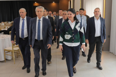 Başkan Filiz Gencan, TEKSİF Sendikası Genel Kurul Toplantısına Katıldı