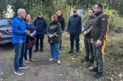 Vali Uğur Turan ve Eşi Nihal Turan, İğneada Longoz Ormanlarında Yürüyüş Yaptı